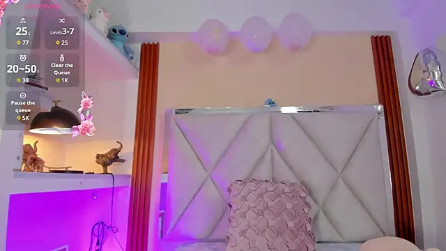 Snapshot of Happy_tits chatting on February 27, 2025, 9:58 pm Happy tits online show from February 27, 2025, 9:58 pm