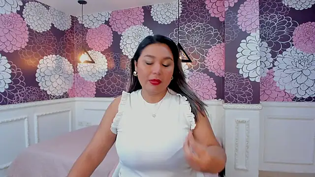 Snapshot of Myhottie_Milf chatting on January 20, 2025, 2:03 pm Myhottie Milf online show from January 20, 2025, 2:03 pm