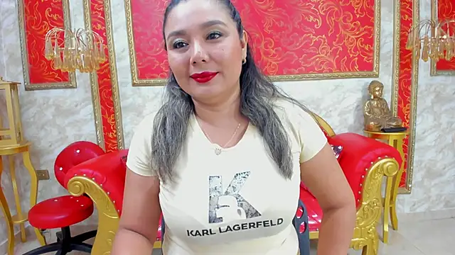 Snapshot of Myhottie_Milf chatting on February 4, 2025, 1:27 pm Myhottie Milf online show from February 4, 2025, 1:27 pm