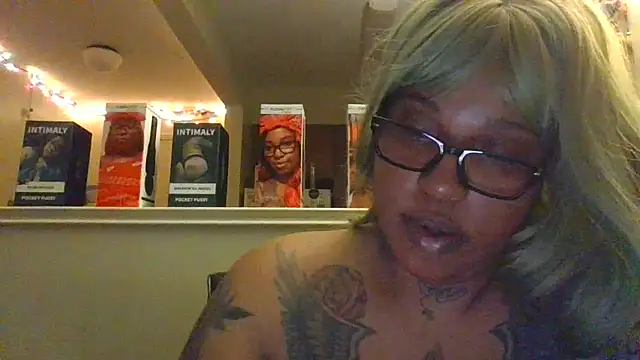 Snapshot of ShaBrimDaPornstar chatting on February 2, 2026, 10:41 pm ShaBrimDaPornstar online show from February 2, 2026, 10:41 pm