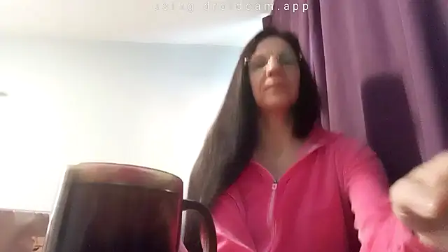 Snapshot of AlfejiRise chatting on February 13, 2026, 7:04 am AlfejiRise online show from February 13, 2026, 7:04 am