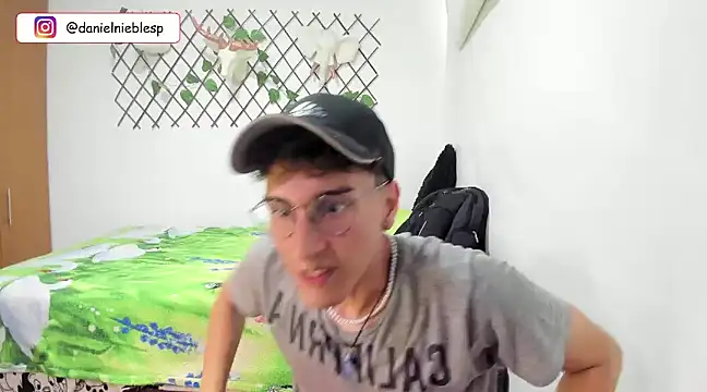 Snapshot of Jackson_Careyy chatting on January 8, 2025, 7:13 pm Jackson Careyy online show from January 8, 2025, 7:13 pm