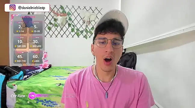 Snapshot of Jackson_Careyy chatting on March 7, 2025, 8:11 pm Jackson Careyy online show from March 7, 2025, 8:11 pm