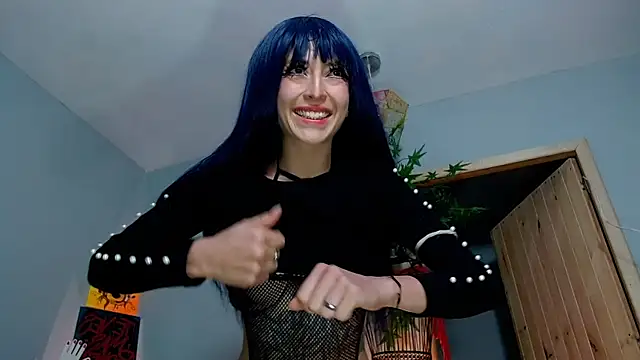 VickyJackson  online show from December 11, 2024, 8:18 pm