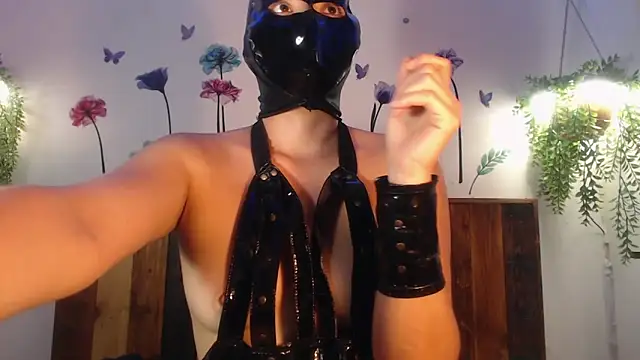 Snapshot of DaMikaela_ chatting on January 23, 2025, 9:50 pm DaMikaela online show from January 23, 2025, 9:50 pm