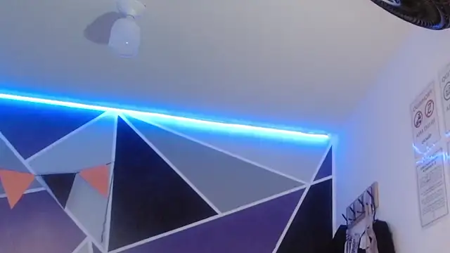 Snapshot of DaMikaela_ chatting on October 23, 2025, 6:50 pm DaMikaela online show from October 23, 2025, 6:50 pm