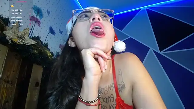 Snapshot of DaMikaela_ chatting on December 2, 2025, 6:58 pm DaMikaela online show from December 2, 2025, 6:58 pm