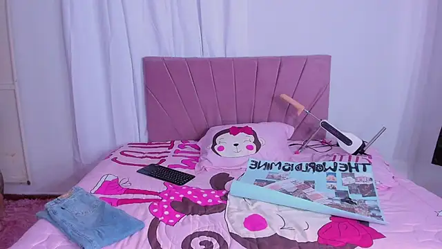 Snapshot of CinthiaCollins chatting on January 14, 2026, 8:36 pm CinthiaCollins online show from January 14, 2026, 8:36 pm