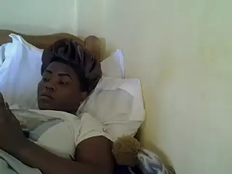 Snapshot of sweet-frida22 chatting on February 7, 2025, 6:56 am sweet-frida22 online show from February 7, 2025, 6:56 am