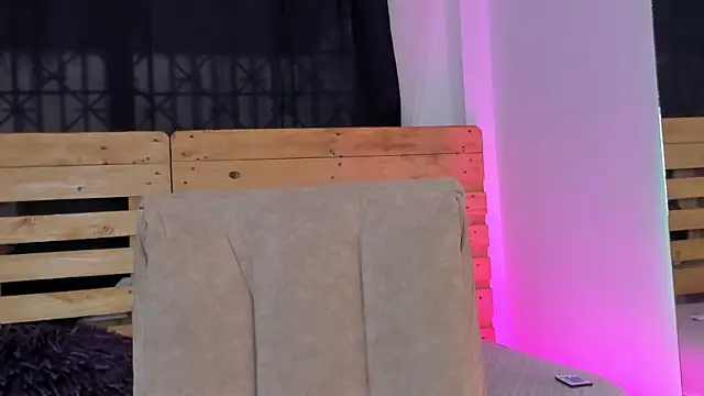 Snapshot of shantal_rosse1 chatting on March 11, 2025, 12:28 pm shantal rosse1 online show from March 11, 2025, 12:28 pm