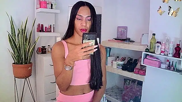 carmen14 online show from March 19, 2025, 9:28 am