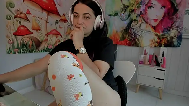 Snapshot of LovelyAzucena chatting on September 27, 2025, 2:55 pm LovelyAzucena online show from September 27, 2025, 2:55 pm
