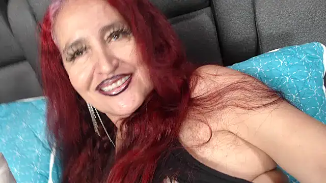 Snapshot of Lucy_mature8 chatting on April 11, 2026, 4:22 pm Lucy mature8 online show from April 11, 2026, 4:22 pm