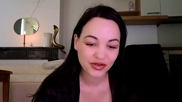 Snapshot of Lilie_romeo chatting on December 3, 2024, 11:22 am Lilie romeo online show from December 3, 2024, 11:22 am