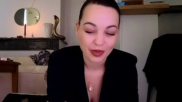 Snapshot of Lilie_romeo chatting on December 5, 2024, 2:55 pm Lilie romeo online show from December 5, 2024, 2:55 pm