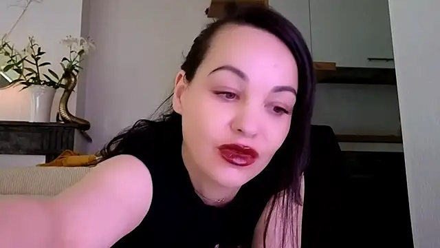 Snapshot of Lilie_romeo chatting on December 23, 2024, 11:36 am Lilie romeo online show from December 23, 2024, 11:36 am