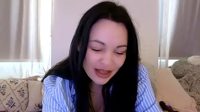 Snapshot of Lilie_romeo chatting on November 2, 2025, 12:07 pm Lilie romeo online show from November 2, 2025, 12:07 pm