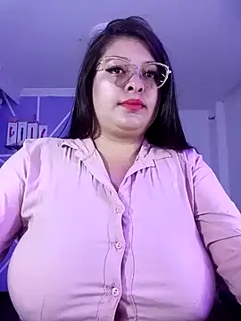 Snapshot of MiiaaJoness chatting on January 15, 2025, 5:58 pm MiiaaJoness online show from January 15, 2025, 5:58 pm