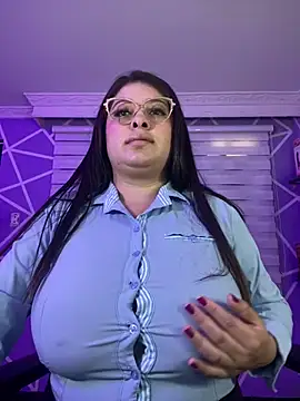 Snapshot of MiiaaJoness chatting on February 28, 2025, 3:04 pm MiiaaJoness online show from February 28, 2025, 3:04 pm