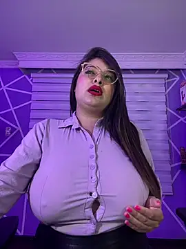 Snapshot of MiiaaJoness chatting on March 4, 2025, 3:15 pm MiiaaJoness online show from March 4, 2025, 3:15 pm