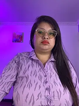 MiiaaJoness online show from November 28, 2025, 3:04 pm