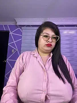 Snapshot of MiiaaJoness chatting on February 11, 2026, 2:44 pm MiiaaJoness online show from February 11, 2026, 2:44 pm