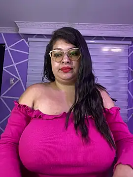 Snapshot of MiiaaJoness chatting on February 12, 2026, 2:45 pm MiiaaJoness online show from February 12, 2026, 2:45 pm