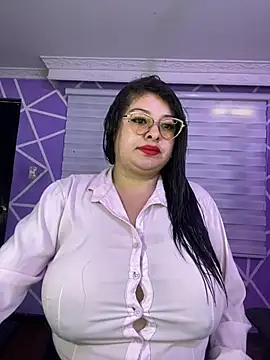 Snapshot of MiiaaJoness chatting on February 20, 2026, 3:12 pm MiiaaJoness online show from February 20, 2026, 3:12 pm