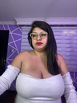 Snapshot of MiiaaJoness chatting on March 11, 2026, 3:29 pm MiiaaJoness online show from March 11, 2026, 3:29 pm