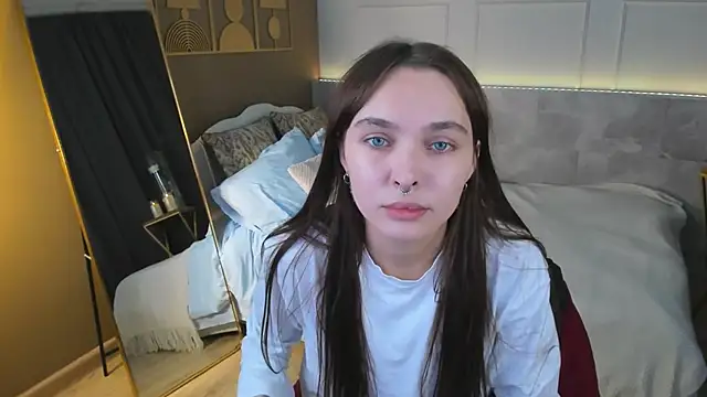 ChloeSunny online show from May 30, 2026, 2:03 pm