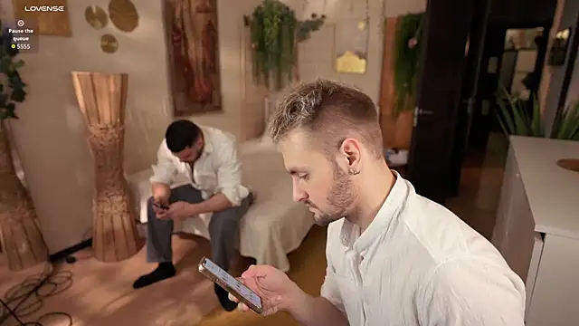 enjoy me online show from October 16, 2025, 3:35 pm