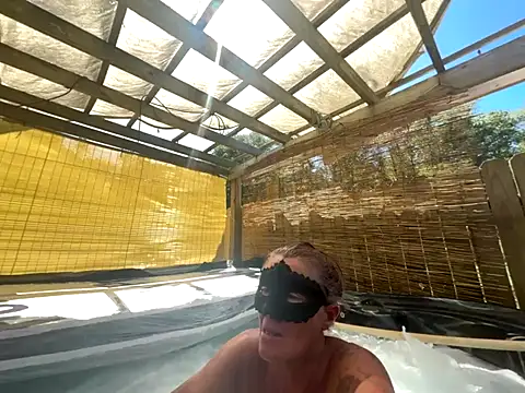 prainxxx22 online show from October 3, 2025, 6:16 pm