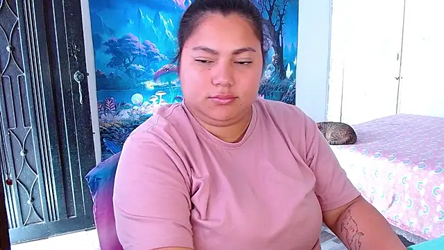 Snapshot of girl_milk2 chatting on December 3, 2024, 2:27 pm girl milk2 online show from December 3, 2024, 2:27 pm