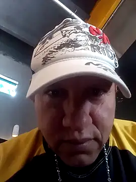 will1980 online show from December 22, 2025, 11:51 am