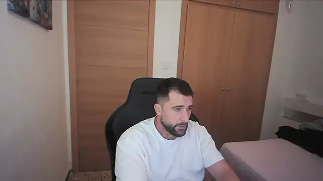 alex877x online show from November 20, 2025, 1:44 pm