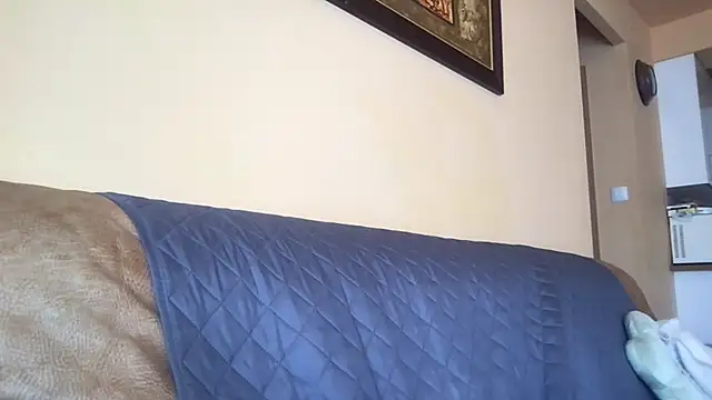 Snapshot of alex877x chatting on February 7, 2026, 9:13 am alex877x online show from February 7, 2026, 9:13 am