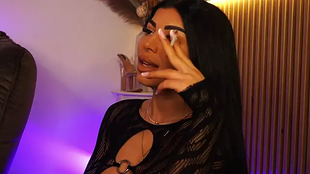 Snapshot of KimyBroox chatting on February 6, 2026, 11:08 pm KimyBroox online show from February 6, 2026, 11:08 pm