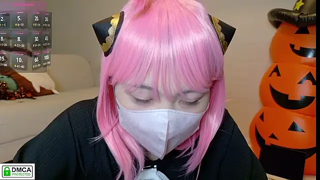 Snapshot of SUZU_ chatting on October 27, 2025, 1:04 pm SUZU online show from October 27, 2025, 1:04 pm