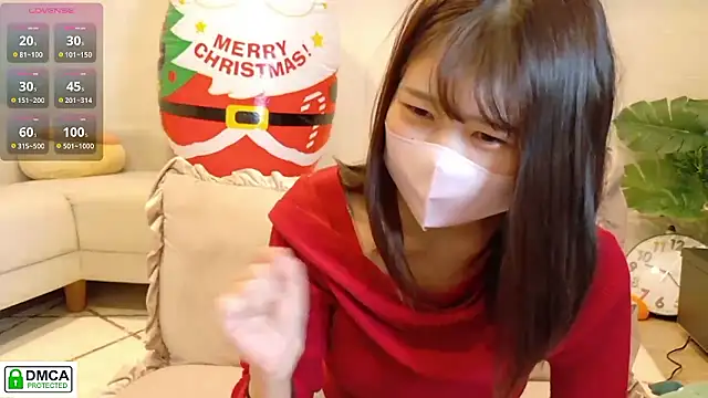 Snapshot of SUZU_ chatting on December 22, 2025, 12:24 pm SUZU online show from December 22, 2025, 12:24 pm