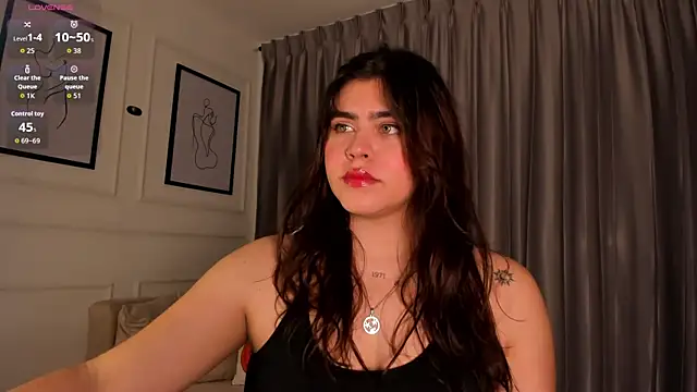 veronica185 online show from October 2, 2025, 3:24 am