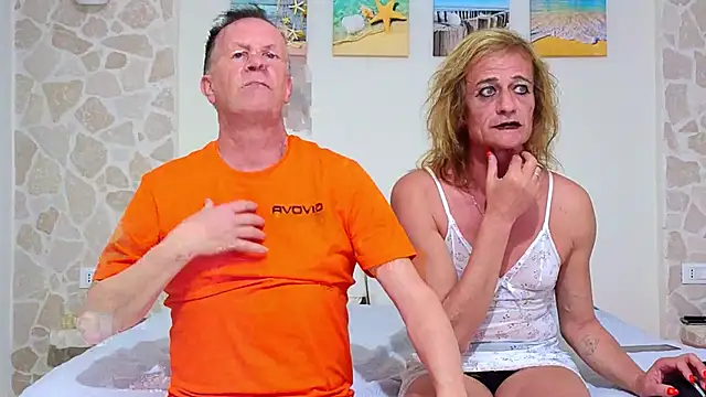 Snapshot of gigianddave chatting on March 1, 2025, 9:26 pm gigianddave online show from March 1, 2025, 9:26 pm