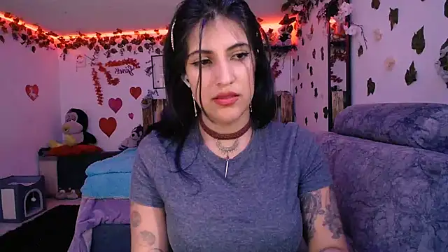 Snapshot of azahar__ziiz chatting on February 21, 2025, 7:32 pm azahar ziiz online show from February 21, 2025, 7:32 pm