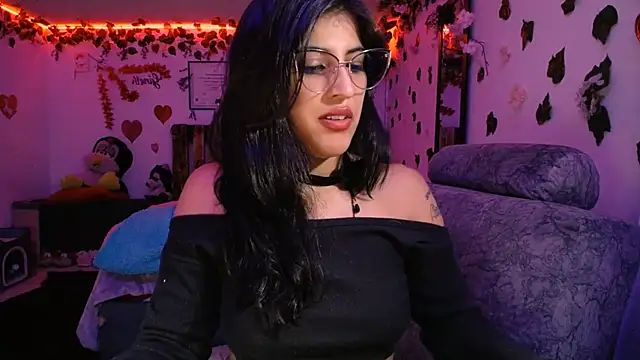 Snapshot of azahar__ziiz chatting on March 7, 2025, 1:31 am azahar ziiz online show from March 7, 2025, 1:31 am