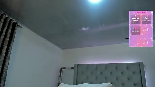 andykiuty online show from October 14, 2025, 8:09 pm