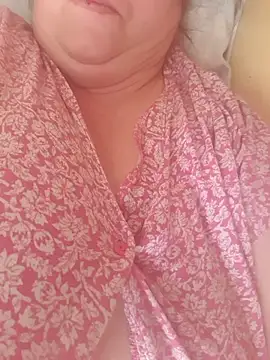 Snapshot of Nataliesbestjuggs chatting on March 7, 2026, 7:49 am Nataliesbestjuggs online show from March 7, 2026, 7:49 am