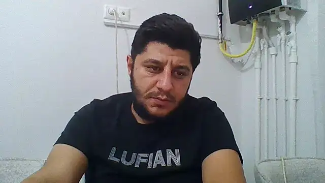 erkekkkadam online show from December 22, 2024, 7:10 pm