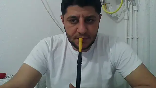 erkekkkadam online show from March 22, 2025, 4:58 pm