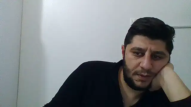 Snapshot of erkekkkadam chatting on January 14, 2026, 3:28 pm erkekkkadam online show from January 14, 2026, 3:28 pm