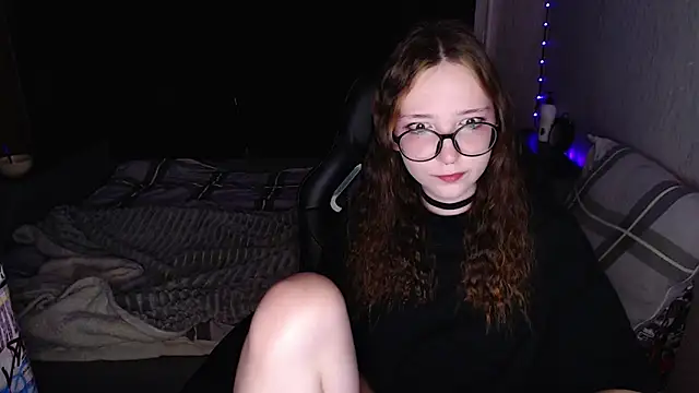 Snapshot of AmeliaKamishiro chatting on November 10, 2025, 1:37 am AmeliaKamishiro online show from November 10, 2025, 1:37 am