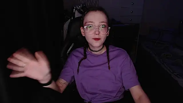 Snapshot of AmeliaKamishiro chatting on November 26, 2025, 3:18 am AmeliaKamishiro online show from November 26, 2025, 3:18 am